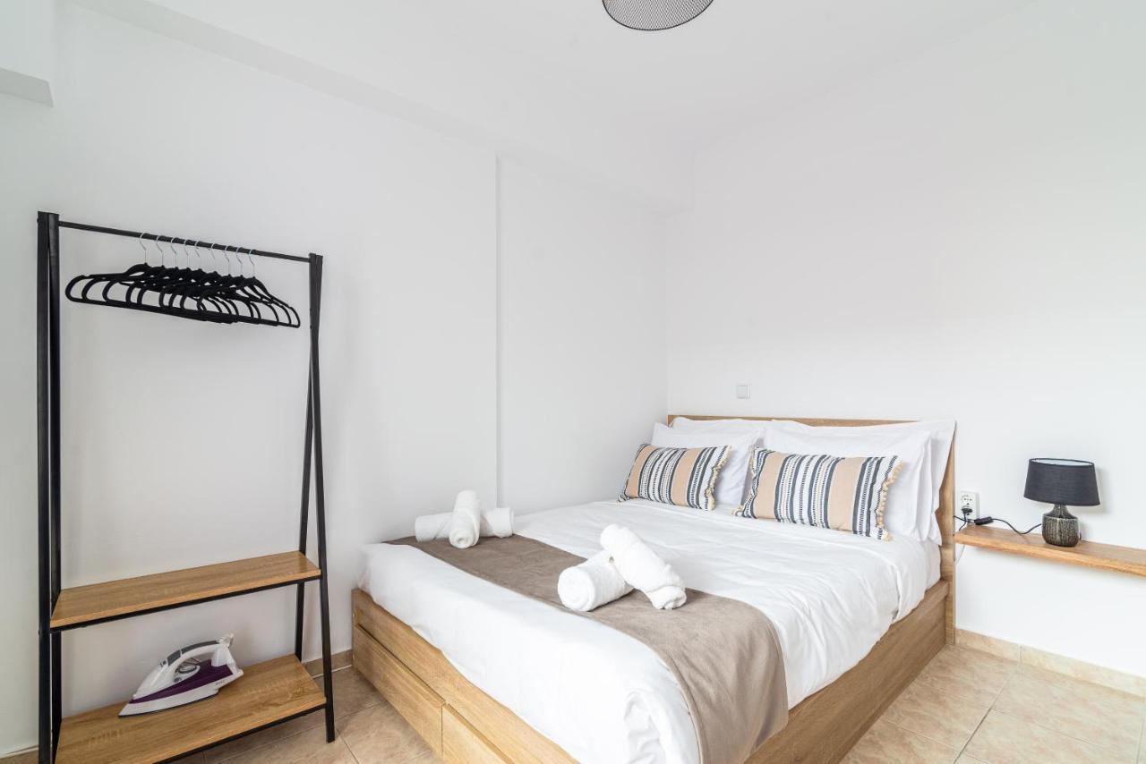 Central Apartment Next To The Beachfront Iraklio Exterior foto