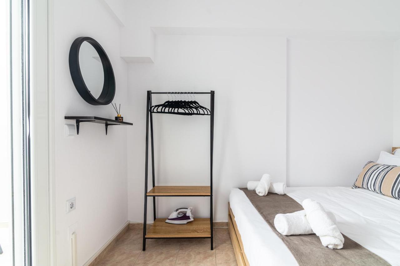 Central Apartment Next To The Beachfront Iraklio Exterior foto